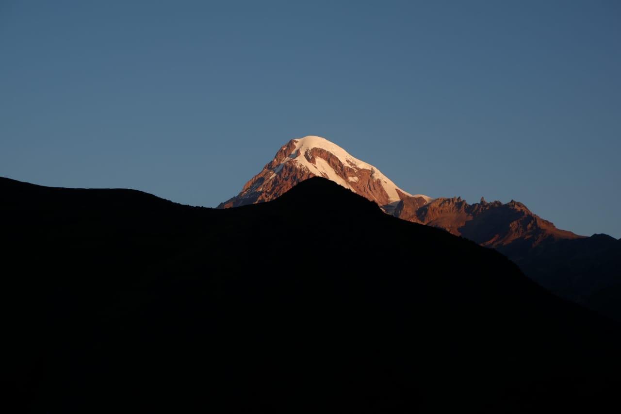 Dachi Inn Kazbegi Exteriör bild